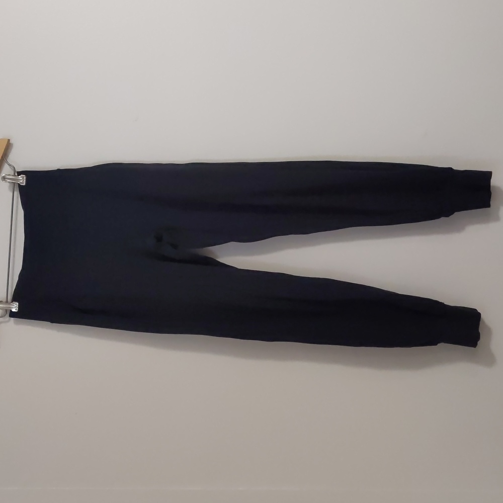 Lululemon Align Jogger 28 inches